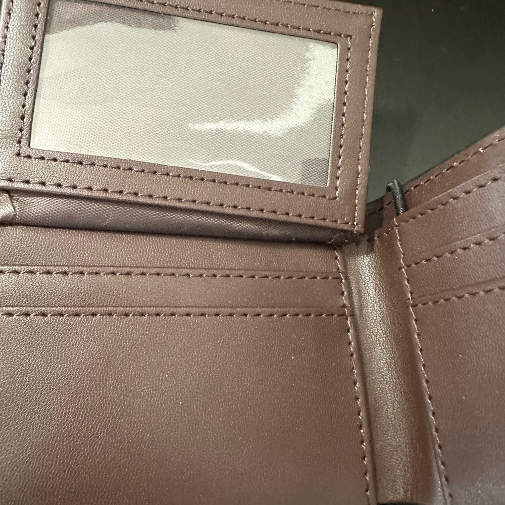 🆕Distortion Textured Leather Wallet - Picture 3 of 6